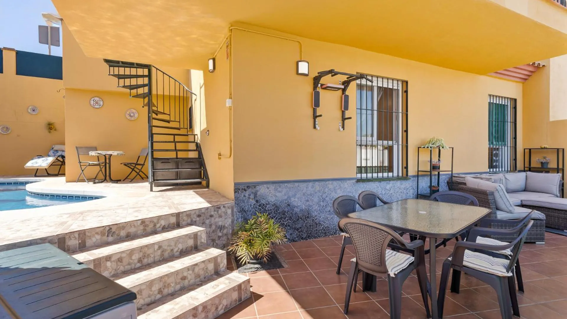 Stunning Townhouse With Private Pool And Breathtaking Views By Costarentals - Ref 11 Fuengirola