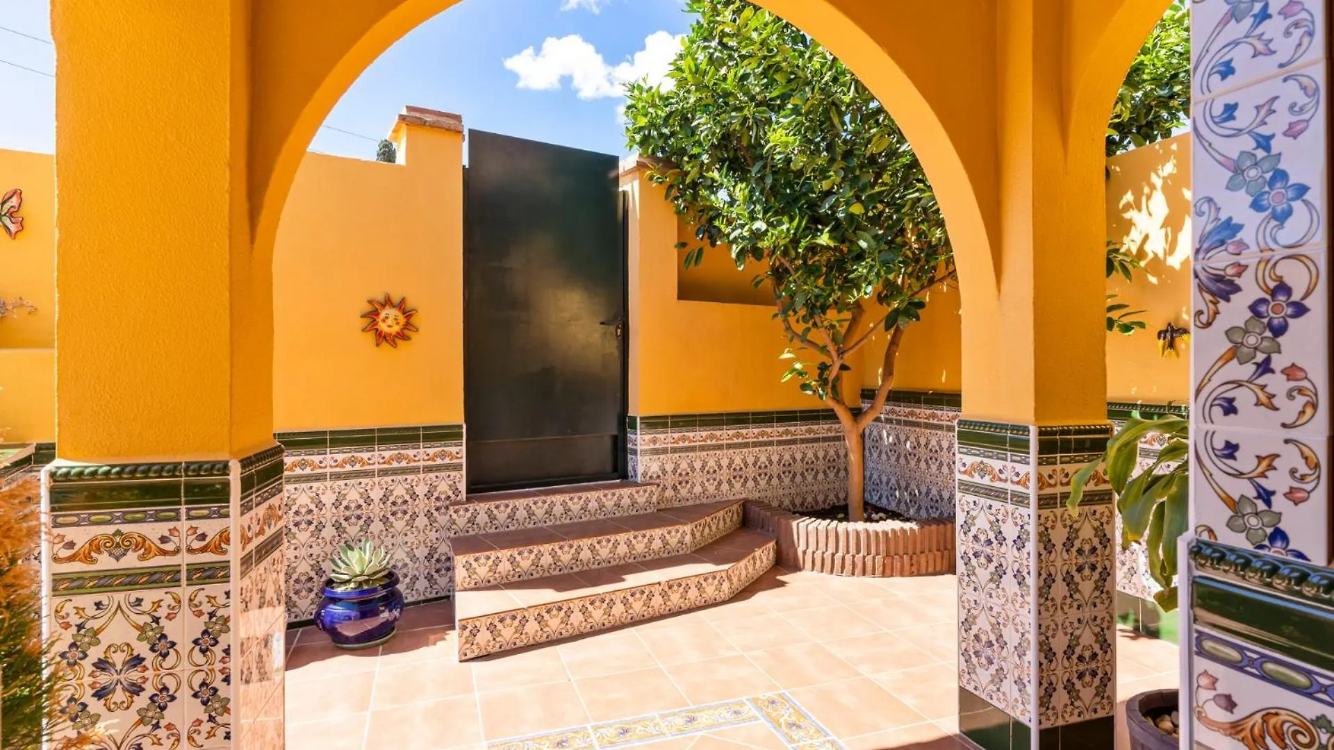 Stunning Townhouse With Private Pool And Breathtaking Views By Costarentals - Ref 11 Fuengirola